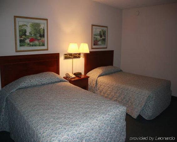 Live In Lodge Gainesville Room photo